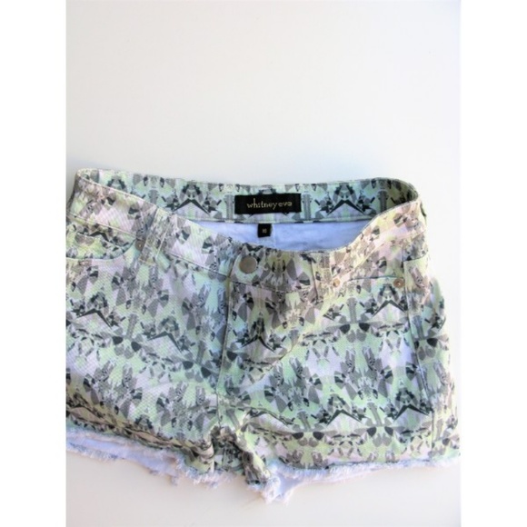 4/$25 Whitney Eve Printed Cut-Off Denim Shorts - Picture 2 of 3